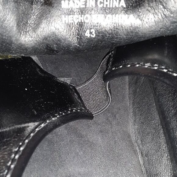 Aldo black leather loafers size 43 - Picture 6 of 6